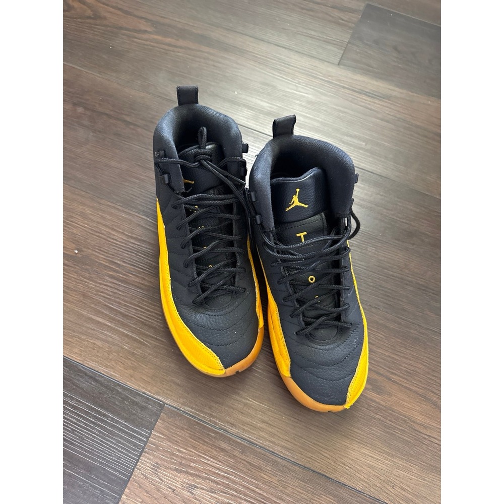 Air Jordan 12 Retro University Gold & Black